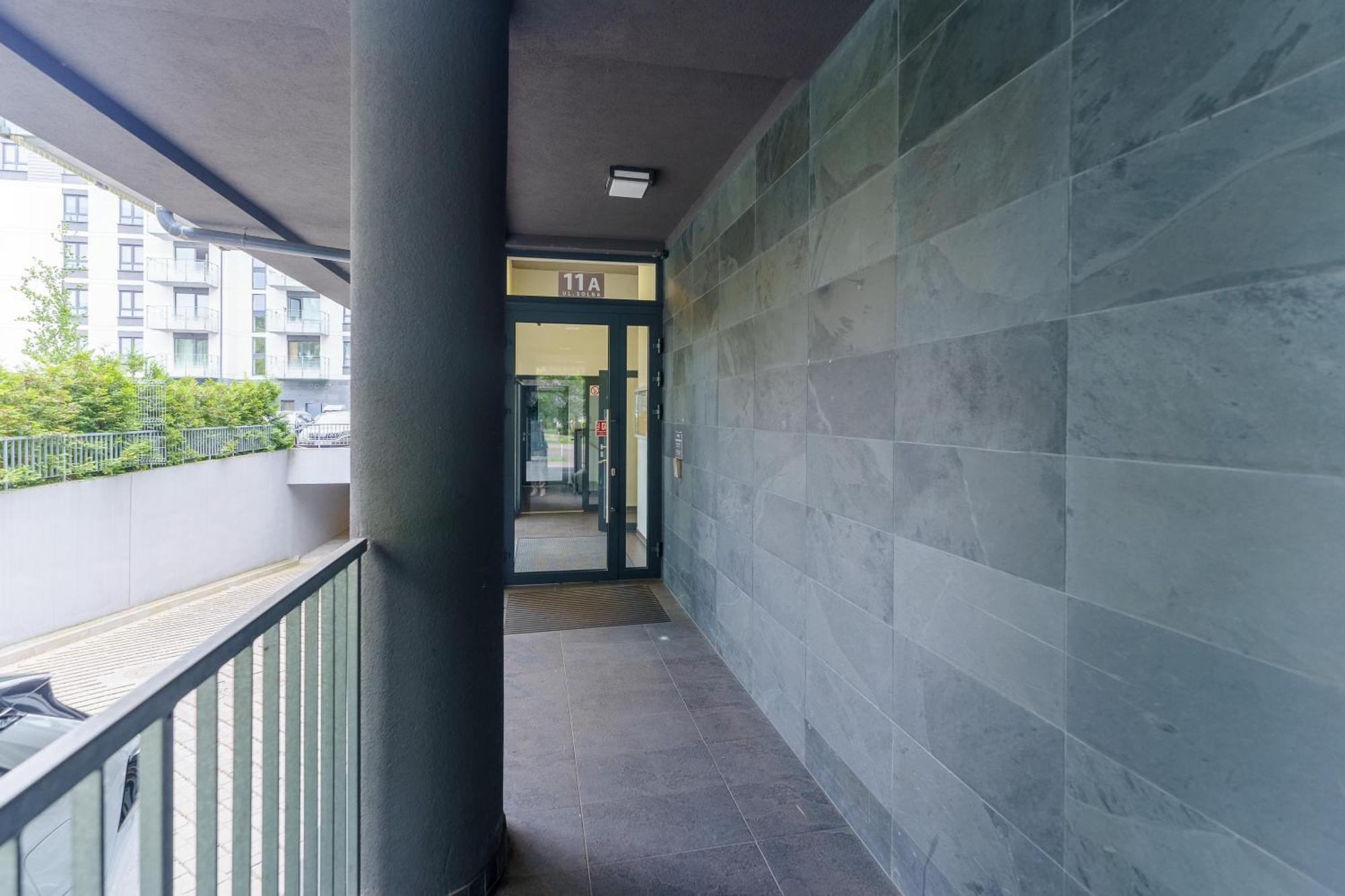 Apartament Solna 11A/404 โควอบเซก ภายนอก รูปภาพ